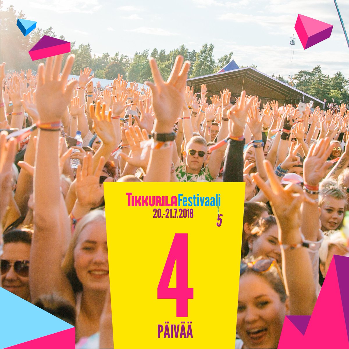 TikkurilaFestiv's tweet image. Mistä tietää, että Tiksiin on enää 4 PÄIVÄÄ ⁉️ No siitä, että festarikädet alkavat jo vipattamaan 🙌☀️ LIPUT ➡️ @TIKETTIofficial / @lippu_fi / @TicketmasterFI #tikkurilafestivaali #5vjuhlat #kädetilmaan #juhlitaanyhdessä #kesä2018
