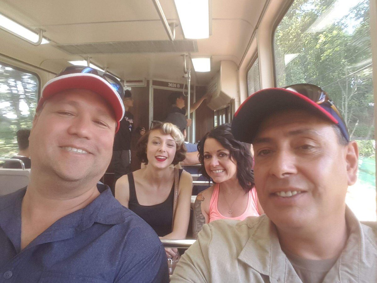 GenesisClub's tweet photo. Our Colleagues had fun this weekend visiting Boston and enjoying the Red Sox game.
#trainingbase #colleagues #bostonredsox #internationalclubhouse #alliancehouse #charterhouse https://t.co/qUrSEfErBc