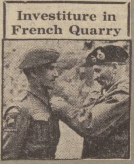 6thairborne's tweet photo. 16th July 1944 Investiture RSM. George William Johnson #7thParachuteBn receives Military Medal from Field Marshal Sir Bernard Montgomery #LEcarde quarry #Amfreville #Calvados #Normandy #OTD

https://t.co/RehcMToctX https://t.co/Ex1SEeahu8