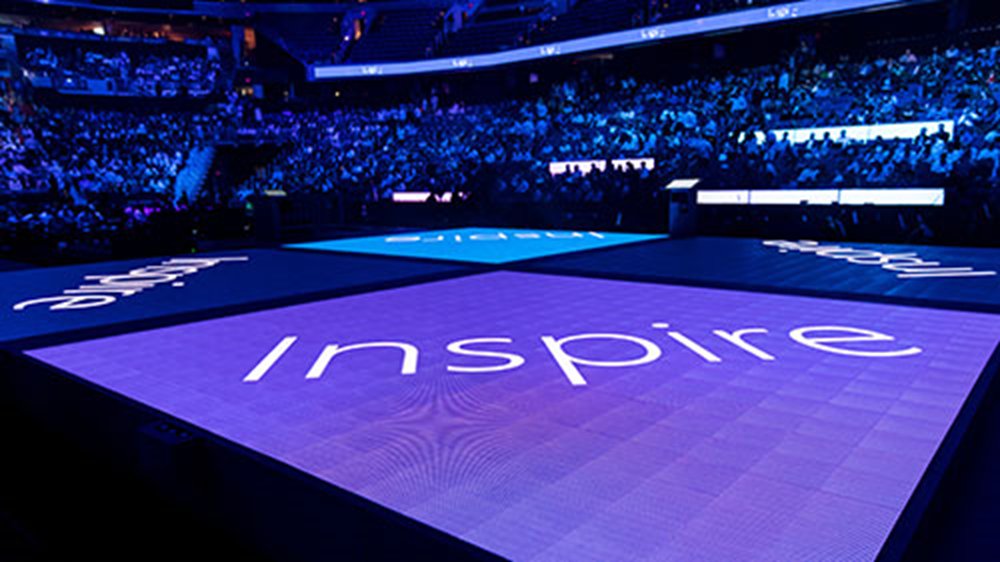 jrowlandjones's tweet image. Please RT!
Join @julwhite and Jessica Hawk from @CapaxGlobal at #MSInspire talk about how @united modernized with #AzureSQLDW Session CE001 3:30 Pm 7/16