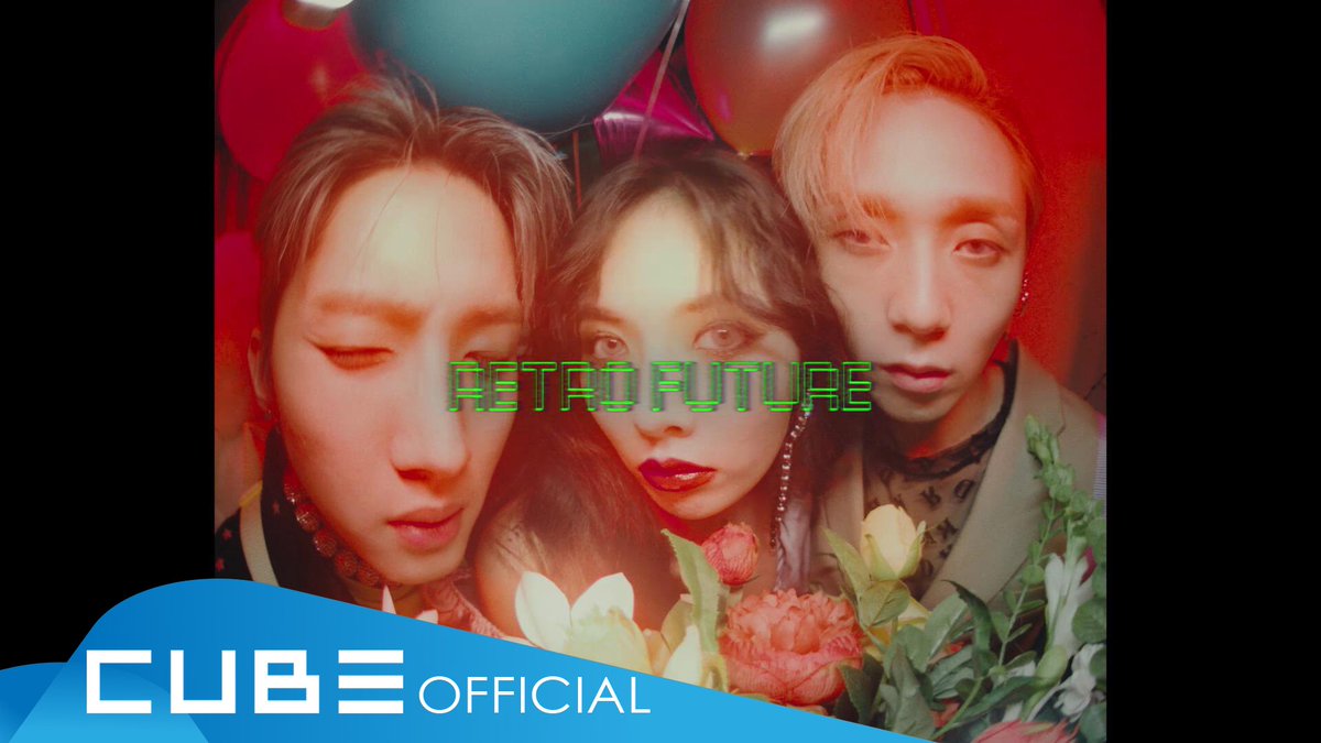 cubeunited's tweet photo. [📽] 트리플 H - 'RETRO FUTURE' M/V Teaser

#트리플_H #Triple_H
#REtro_Futurism #RETRO_FUTURE

▶ https://t.co/qg4bGsM0Jl https://t.co/AVBrsW0MdP