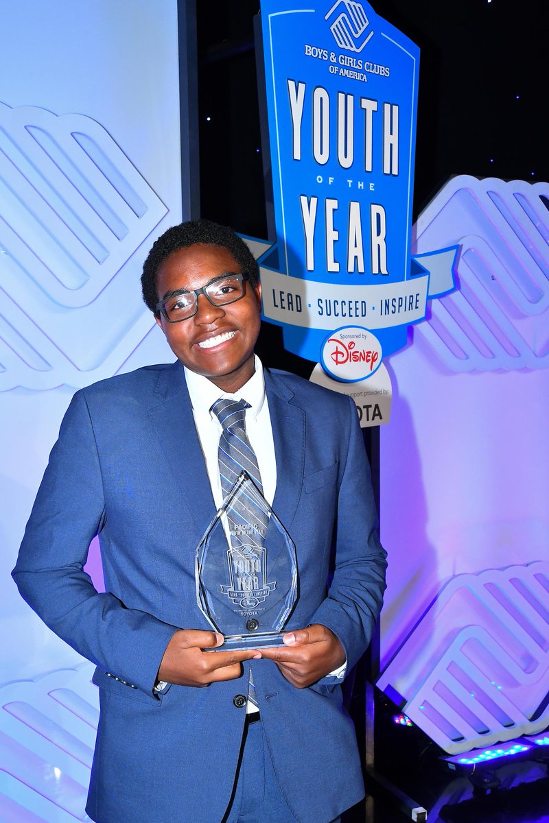 ToyotaFinancial's tweet photo. Great Futures start at @bgca_clubs! We’re so proud of Jeniya, the 2018 PAC Youth of the Year! #YOYRegionals #Toyota4Good https://t.co/ljJ57YnQ3r