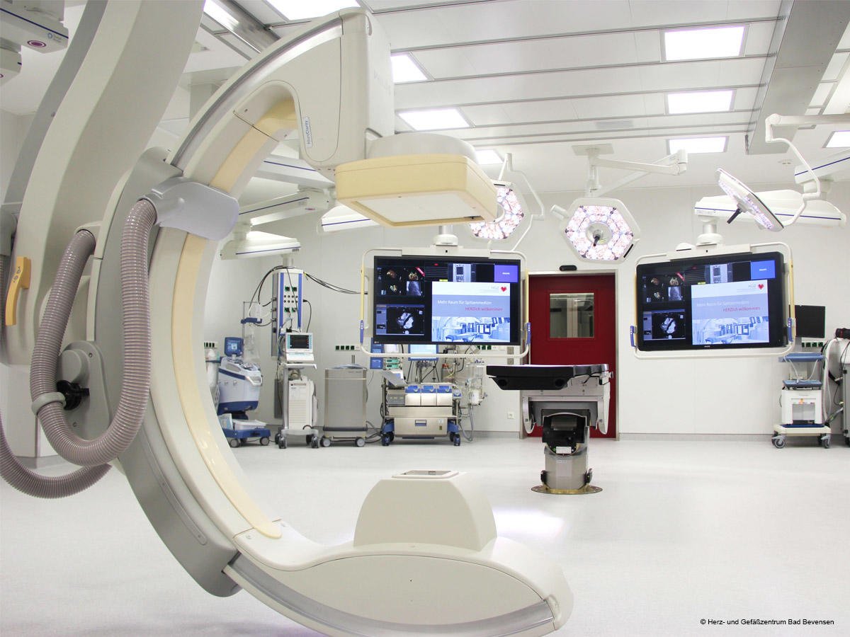 #Caverion sorgt für gute Luft im Herz- und Gefäßzentrum Bad Bevensen. Wir verbauen unter anderem die Lüftungstechnik für die Intensivstationen von Kardiologie und Chirurgie. fal.cn/yRRK