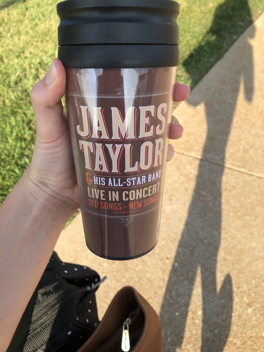 Ashlee_stl's tweet photo. Monday off to a good start (eh, @bjheger?). https://t.co/0wYGKiUdiZ