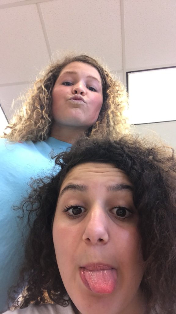 biancalapuma14's tweet image. A big happy birthday to @emmaappler16 🤩🤩🤩 thanks for dealing w me all last year love you too much 💖 #everyclass #ightillseeyaguys #yehoang #mohr #okurrr