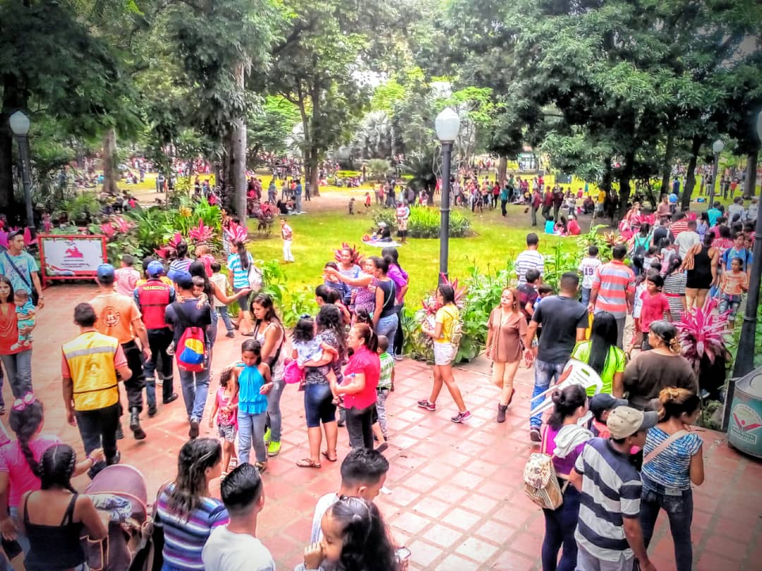 InparqsBarinas's tweet photo. ASÍ DISFRUTARON LOS NIÑOS Y NIÑAS BARINESES EL DÍA DEL NIÑO EN EL PARQUE DE RECREACIÓN LA FEDERACIÓN  #DiadelNinoylaNina #InparquesBarinas #SembrandoAlegria https://t.co/EdnBuS8Nha
