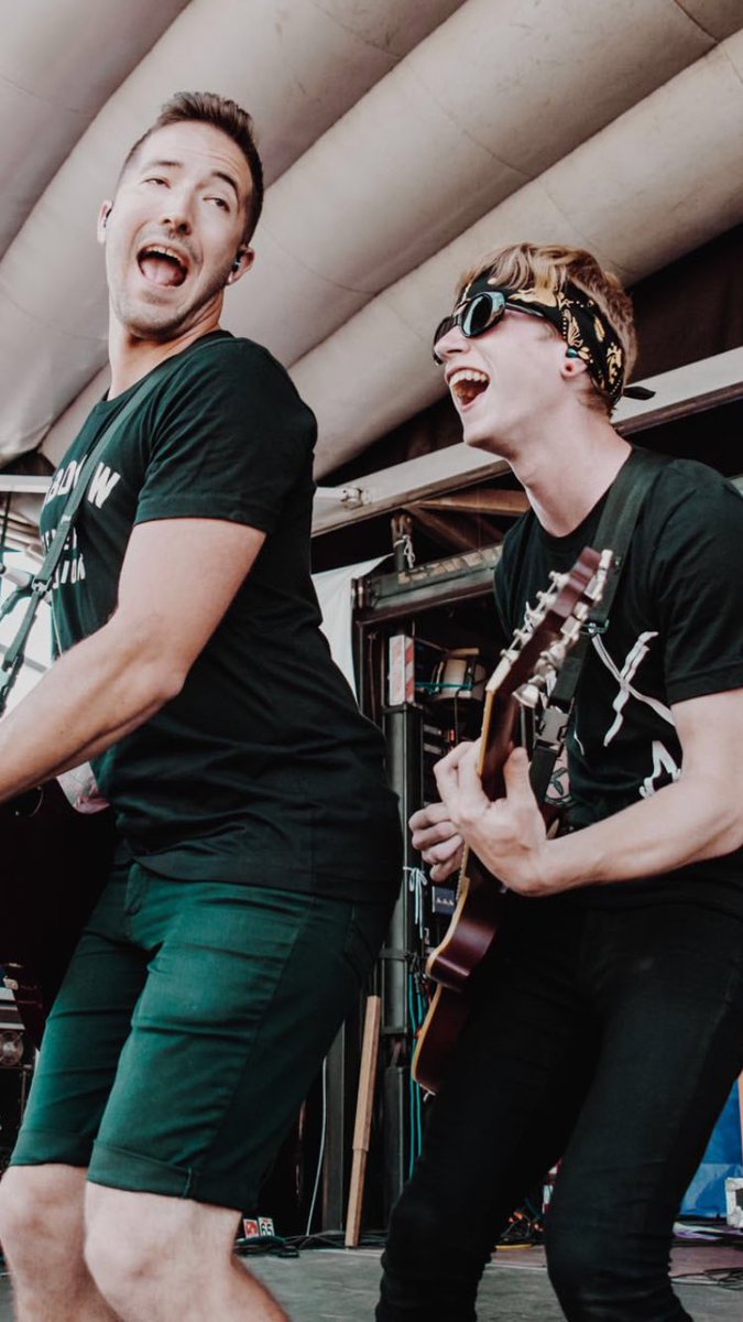 MakeOut_Poland's tweet photo. lmao tyler stop https://t.co/00CnOfTS3I