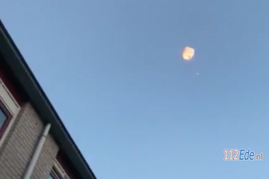 🚨 Ondanks alle waarschuwingen wensballon opgelaten in #Veenendaal 112.press/Qbkw5n 112Ede https://t.co/lvoqX5qkie
