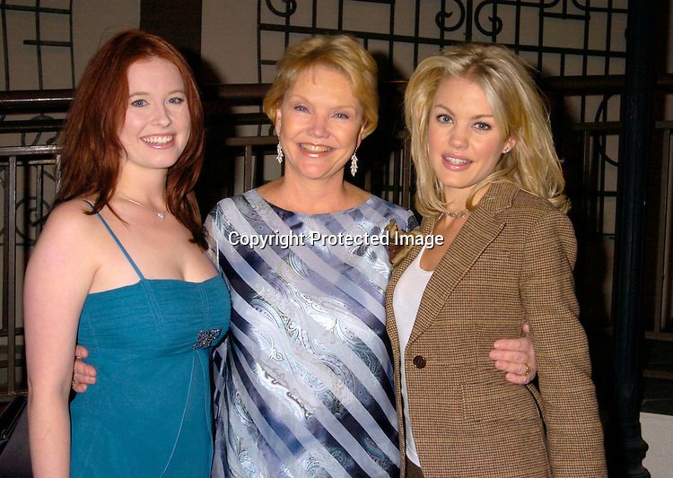 DDub6986's tweet photo. @_MelissaArcher 17 years ago. You made your debut as #NatalieBuchanan on #OLTL #OLTL50 #OneLifetoLive #OLTLForever 7/16/01. This year also marks 21 years as an actress. @breewilliamson @Jessicaamorris #MichaelEaston #JohnPaulLavoisier #ErikaSlezak #BeaconHill #Wishbone #Days https://t.co/acQ2C8H6GO