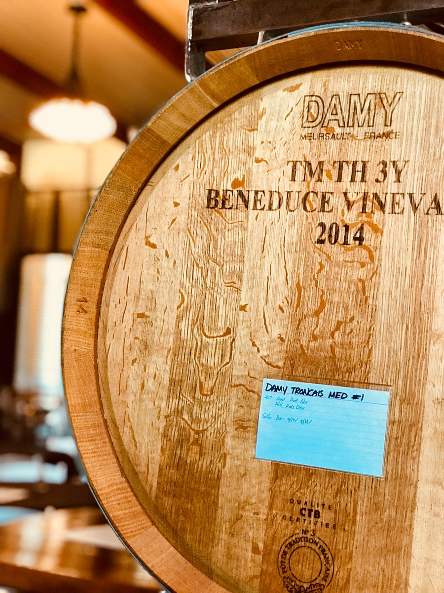 DiscoverNoAm's tweet photo. Top East Coast wine producer! Beneduce Vineyards in Northern New Jersey is making world-class wine from their Austrian and French grape varieties. https://t.co/2oxTAwff85 #njwine #vagrape #winetourist #winetasting #winery https://t.co/x3VhrWyKbY