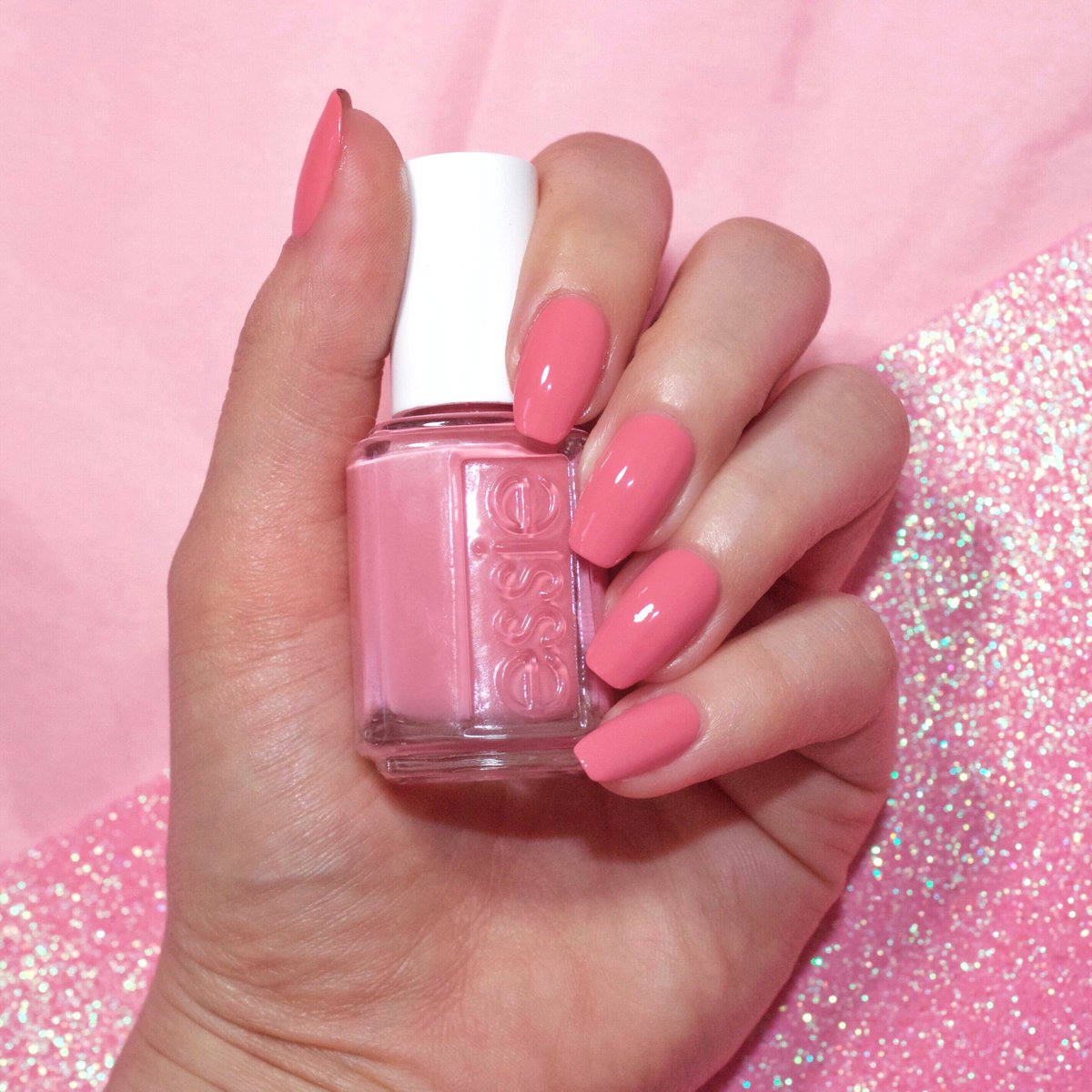 pull out your poodle skirt, this retro bubblegum pink will have you jiving all night long #pinmepin #essiesodapopshop