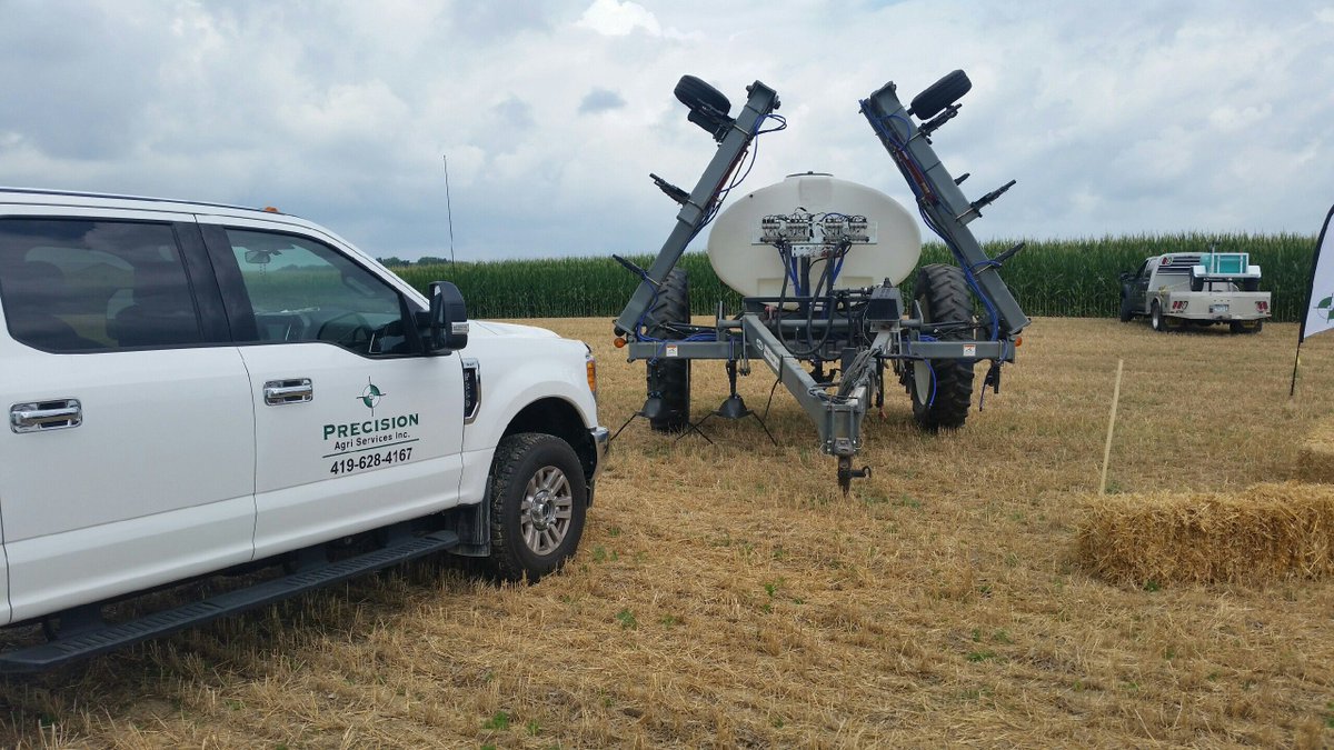 CapstanAg's tweet photo. Spending the day showcasing #NJectLF at @OhioStatePA Field Day with #PrecisonAgriServices in Western Ohio! #CapstanAG #spray18 https://t.co/IJIuIpnO3Y