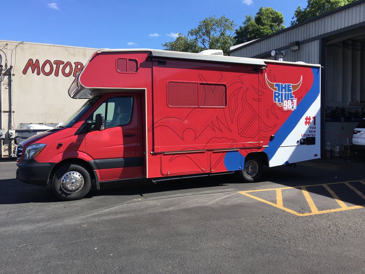 987thebull's tweet photo. 5 more days until you can qualify to flyaway to the CMA Awards! Find our B Young RV #BullRV at the @ChrisStapleton show!

More details --> https://t.co/MOehsgA9kd

Sponsored by: Gaynor's Automotive https://t.co/eJsG4hjjOJ