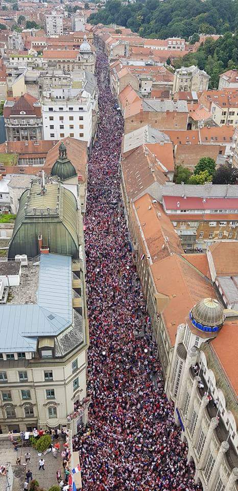 This is how you welcome real champions!
#Croatia #WorldCup #zagreb #WorldCupRussia2018
