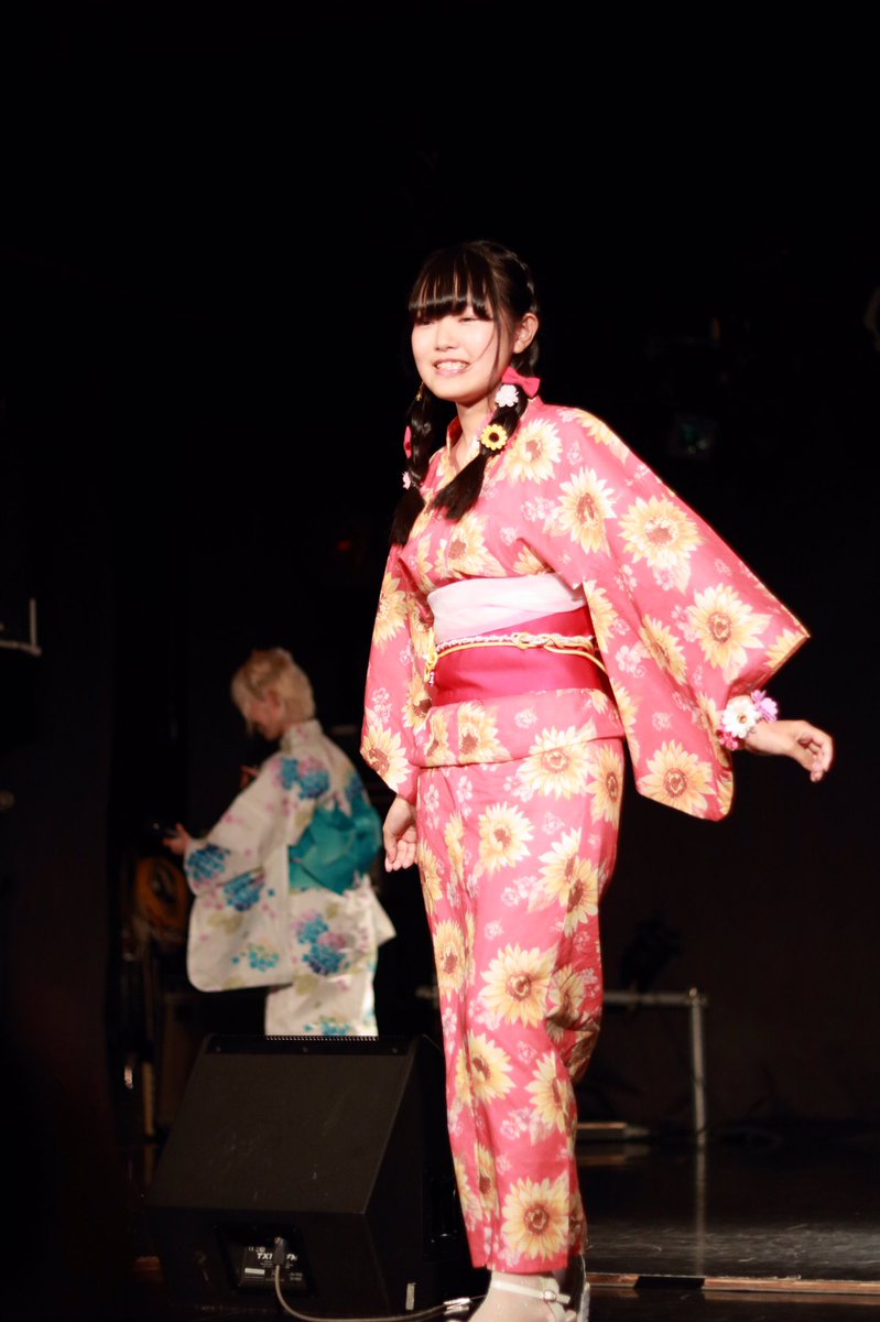 つみみん浴衣似合うよね(・∀・)ひまわりとか似合うよね #つくりみち優歌