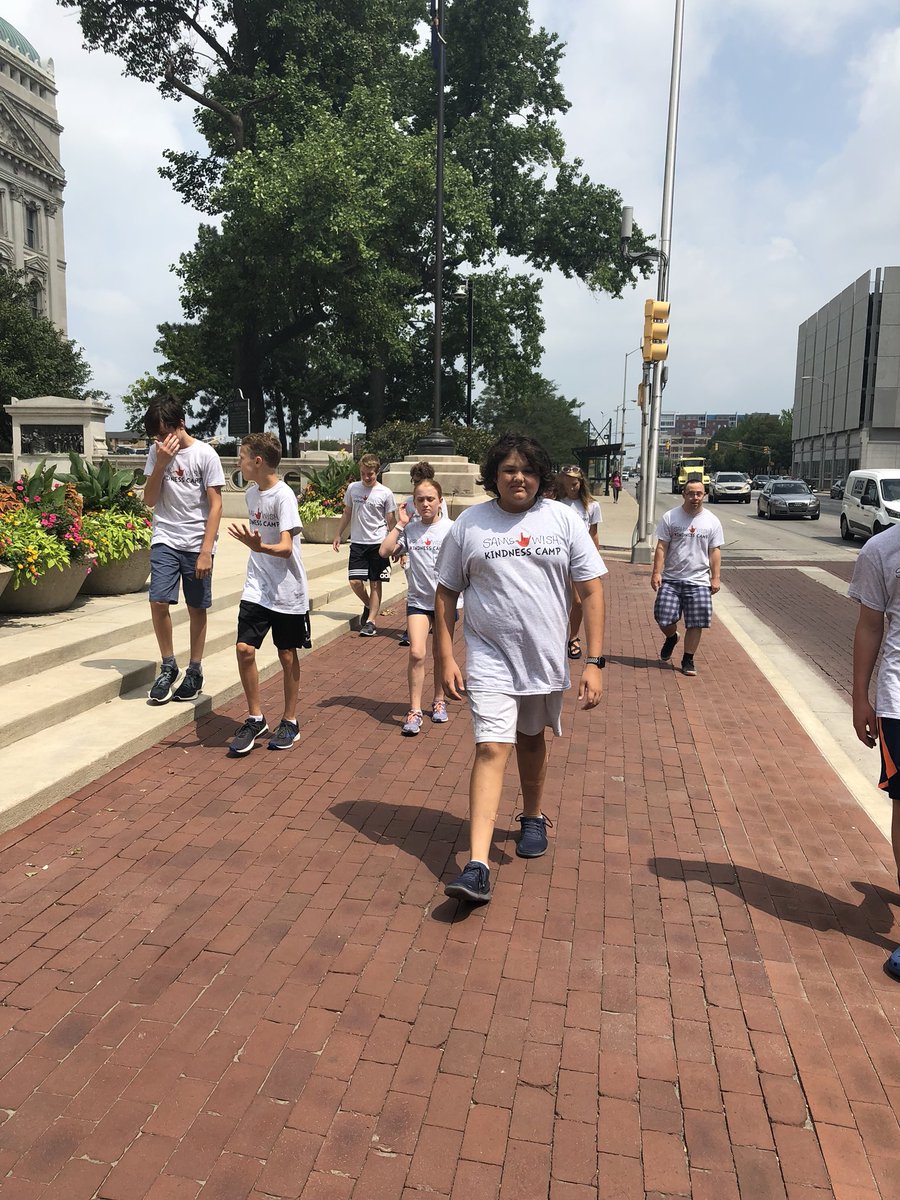 sams_wish's tweet photo. Kindness campers are in downtown Indy inspiring others to do good. We r passing out care packages to some very appreciative people that are homeless. #samswish https://t.co/WFLStCHPIy