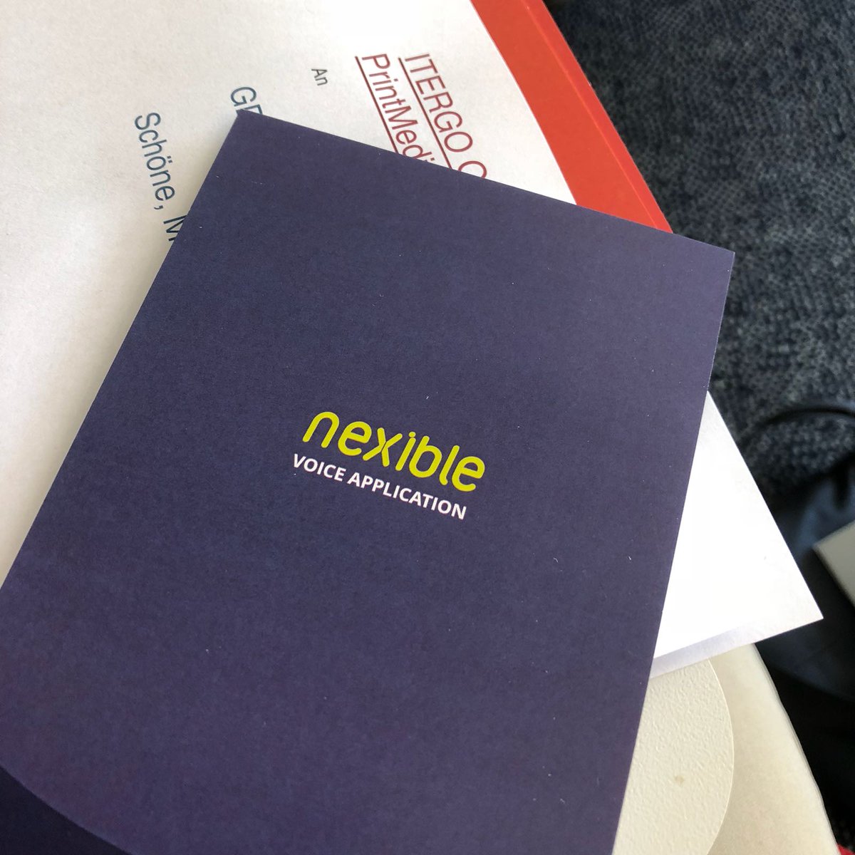 Katharina01099's tweet image. Donnerstag stellen wir unsere Ergebnisse und Learnings aus dem #VoiceApplication Projekt des #ERGOInnovationLabs vor, bin besonders auf den internen Anwendungsfall gespannt! Der Kfz-Versicherungs-Skill ist live unter dem Namen #Nexible bei #AmazonAlexa und bei #GoogleAssistant