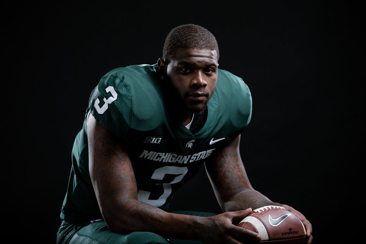 MSU_Football's tweet photo. Congrats to QB Brian Lewerke, RB LJ Scott &amp; S Khari Willis, who will be representing Michigan State at next week's Big Ten Football Media Days in Chicago! https://t.co/M428giLP3u