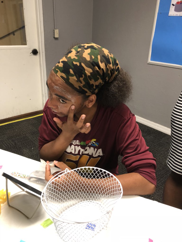 orlandoFPR's tweet image. Girls Spa Class @KaleySquare today! A great time to mentor and socialize with our young ladies.#PKZOrlando