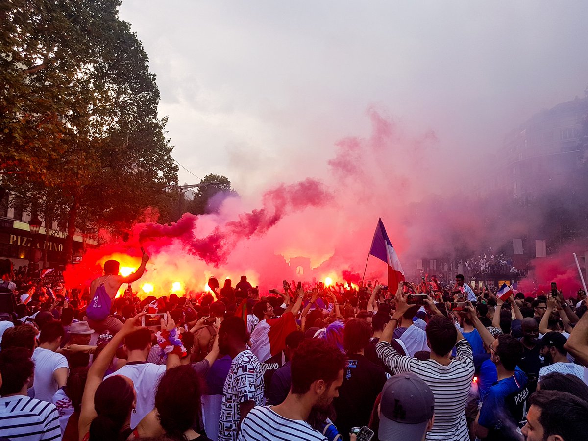 Greg_Mth's tweet photo. ⭐CHAMPIONS DU MONDE⭐ https://t.co/BemFidsKjP