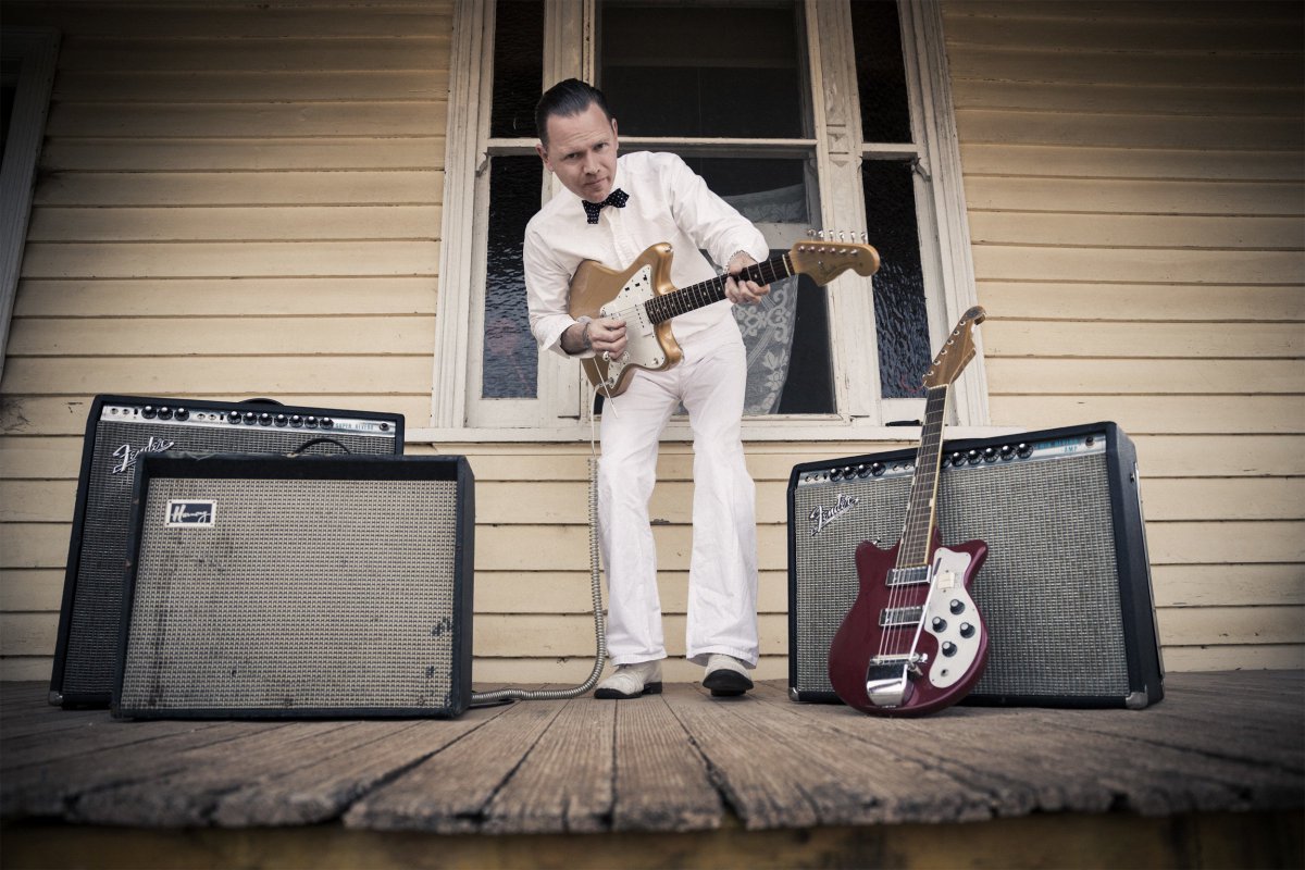 Old-school blues influences, masterful style – get ready for a righteous set from @CWStoneking, with the awesome <a href="/KyleReidMusic/">Kyle Reid</a> opening, tonight at @TowerTheatreOKC.