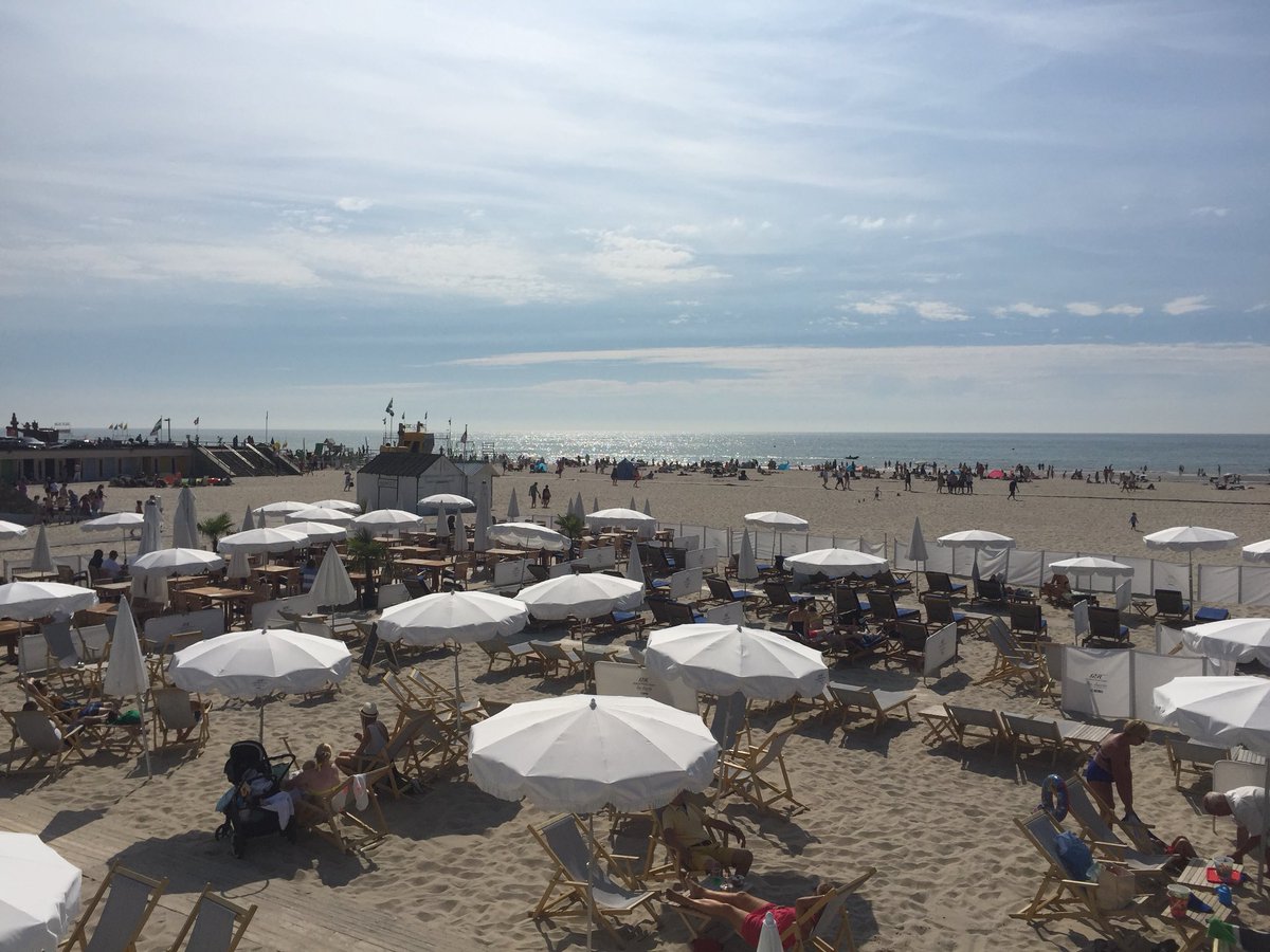 SW_French's tweet photo. Fabulous lunchtime picnic on the beach in le Touquet!So proud of our fabulous students making this trip so fun! https://t.co/8Iajac9XgR