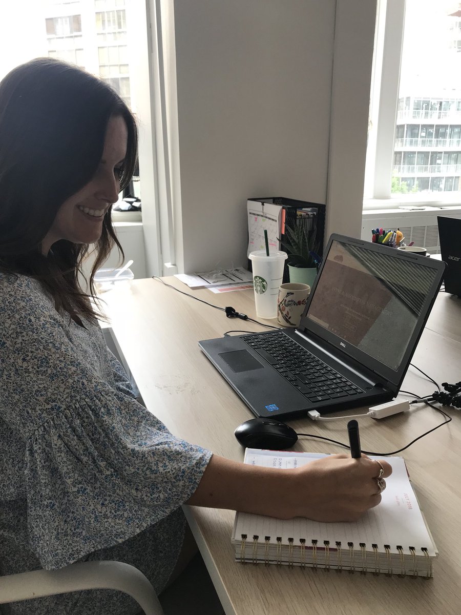 RedstoneAgency's tweet photo. It’s #missionmonday, and #REDSQUAD member @kaitlynmcguirk’s mission is to get organized for the fall months ahead! https://t.co/Q4brVw6hrL