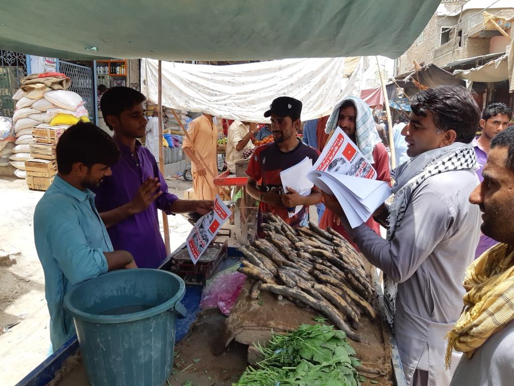 SleepyNem0's tweet photo. Comrades during Campaign for #NA203 &amp; #PS17
#AWP
#VoteAWP 
#MutabadilMumkinHai 
#Vote4Seengar #PS17 
#Vote4Zulfiqar #NA203 https://t.co/tDCsovQyY9