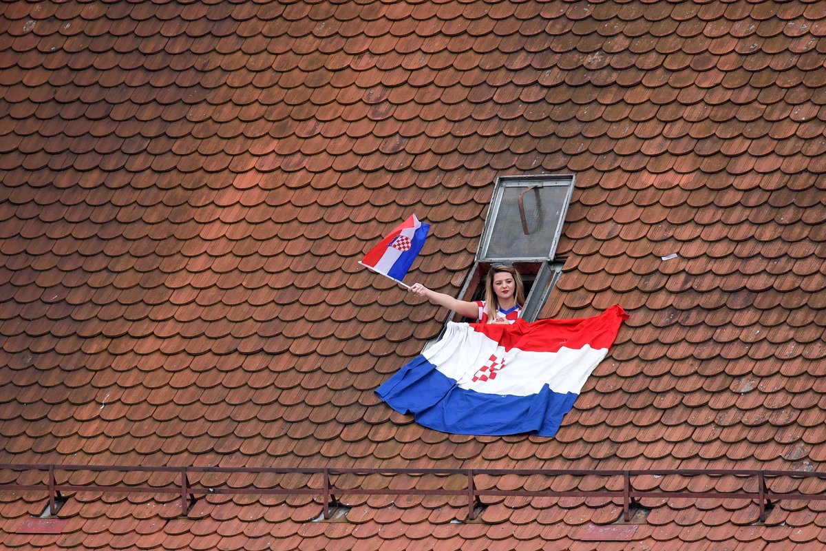 brfootball's tweet photo. Croatia return home as national heroes 🇭🇷 https://t.co/hvwKYUxWZx