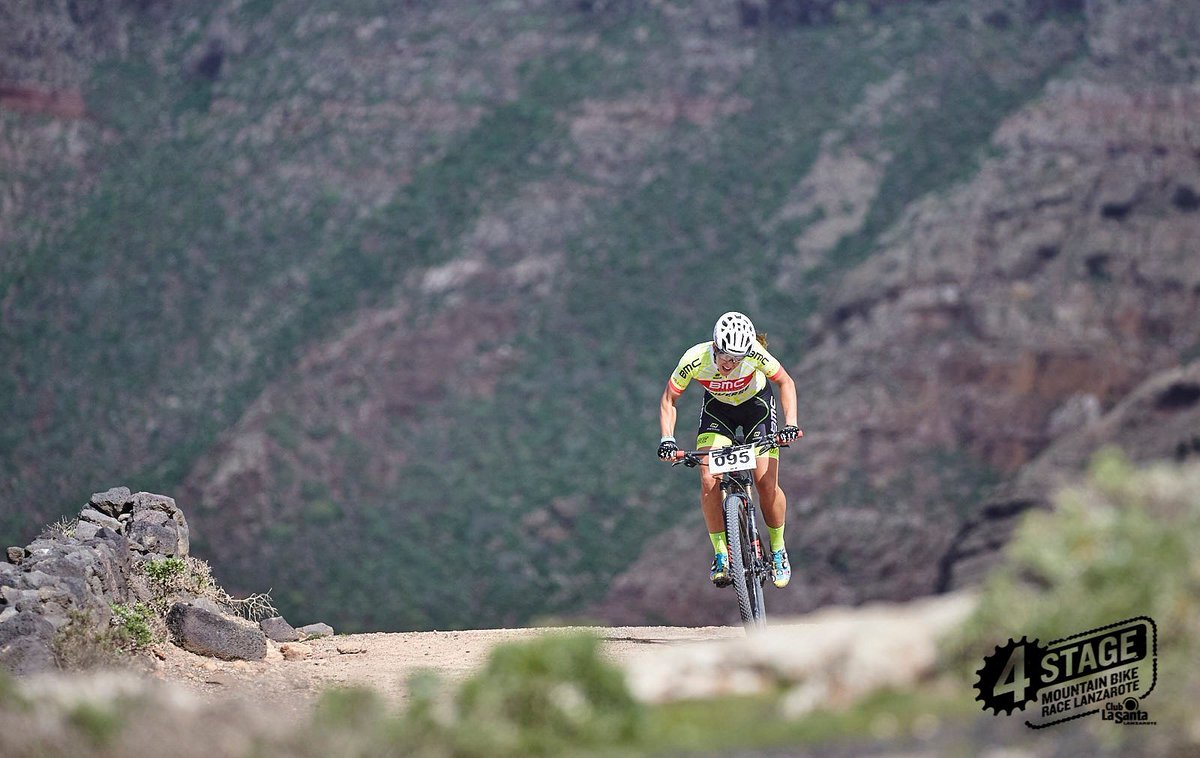 maiafish's tweet photo. Almost time for @laleyendamtb 🚴🏻♀️
@ildacpspereira are you ready?
#cycling #laleyendadeldorado #mtb #stagerace #colombia #ride_bmc #inverseteams #bollé #codinachcoach
📸 @jamesmitchell5 https://t.co/jqWUbbA4ph
