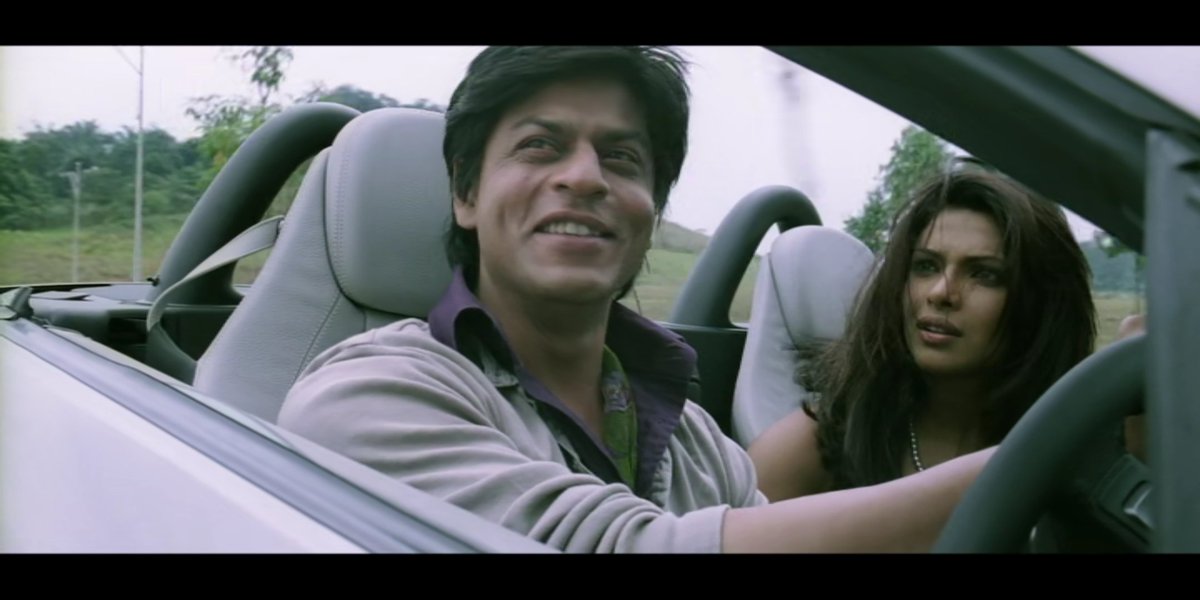 amit12354's tweet photo. #SRKFever @iamsrk in #Don (2006) @excelmovies Directed by @FarOutAkhtar Cinematography by #KUMohanan https://t.co/NEbiZDYwwh