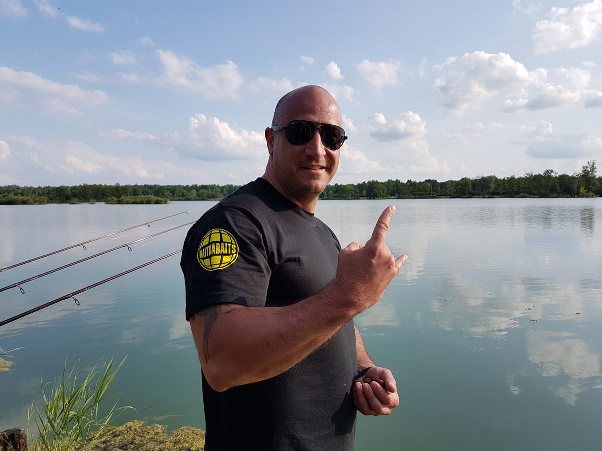 Carp_Master_1's tweet photo. A year ago, I joined the Team Nutrabaits, I met wonderful people and excellent anglers, some of them personally. Richard, thanks very much for the trust .Thanks a lot guys for your support, 
Nutrabaits Forever !!!
#TeamNutrabaits #Family #Nutrabaits #LovelyTimes https://t.co/J7RQvgtJjI