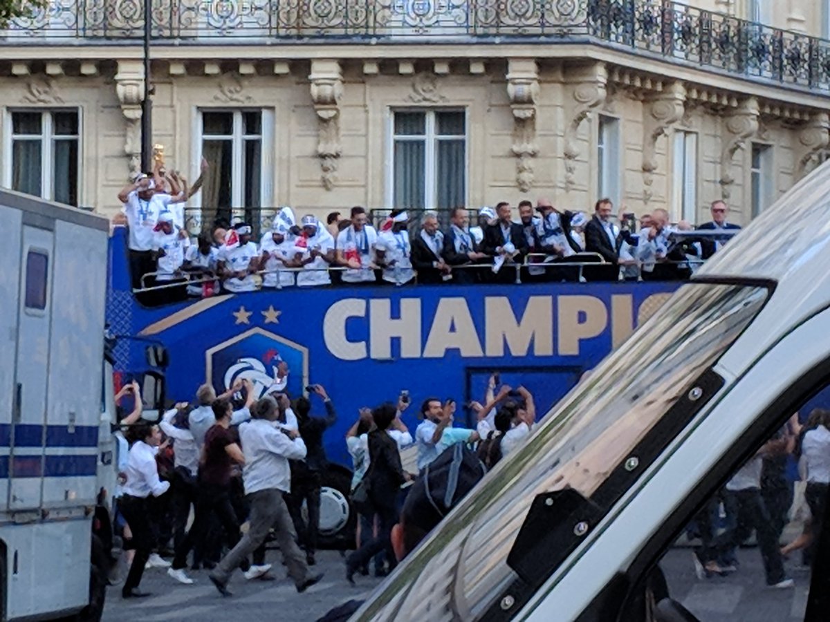 slenorm's tweet photo. Wonderful !!! 🏆🇫🇷 @equipedefrance #FiersdetreBleus https://t.co/2ptAz4V49R