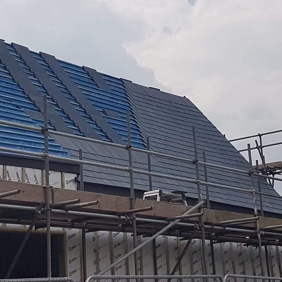 msc_roofing's tweet photo. โ Current roofing works under way on this barn conversion using Del Carmen Slates in Felstead, Essex.
#barnconversion #roofer #roofingessex #rooferessex #rooftiling #slates #roogingessex #roofingchelmsford #rooferchelmsford https://t.co/CE8tOfO1BI