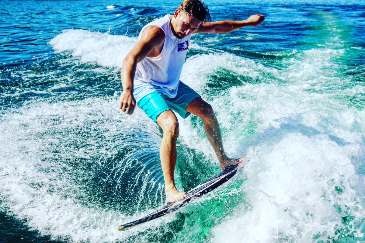 worldproskitour's tweet photo. Happy birthday to one of this season’s top rookies, Kei Kullberg. He finished with two top-8’s and now he’s killing the summer in his #worldproskitour gear. Get yours at https://t.co/v0rLmd0Bbo! #skiracing #summer #wakeskate #lakelife #winter #snow #america https://t.co/eZXAss0xia