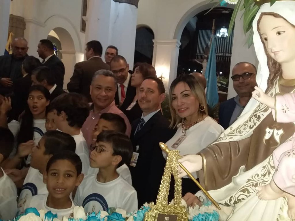 CICPCAnzPrev's tweet photo. Nuestra Directiva.
Misa en Honor a Nuestra Virgen del Carmen.
#CICPC https://t.co/HhPyIMW80N
