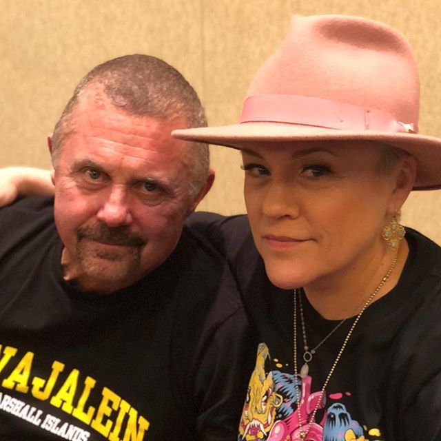 celisemccarthy's tweet photo. With @kanehodderkills at #madmonsterparty2018 #fridaythe13th #jasonvoorhees https://t.co/5YmVYDk2iW https://t.co/vliG4AuWbK