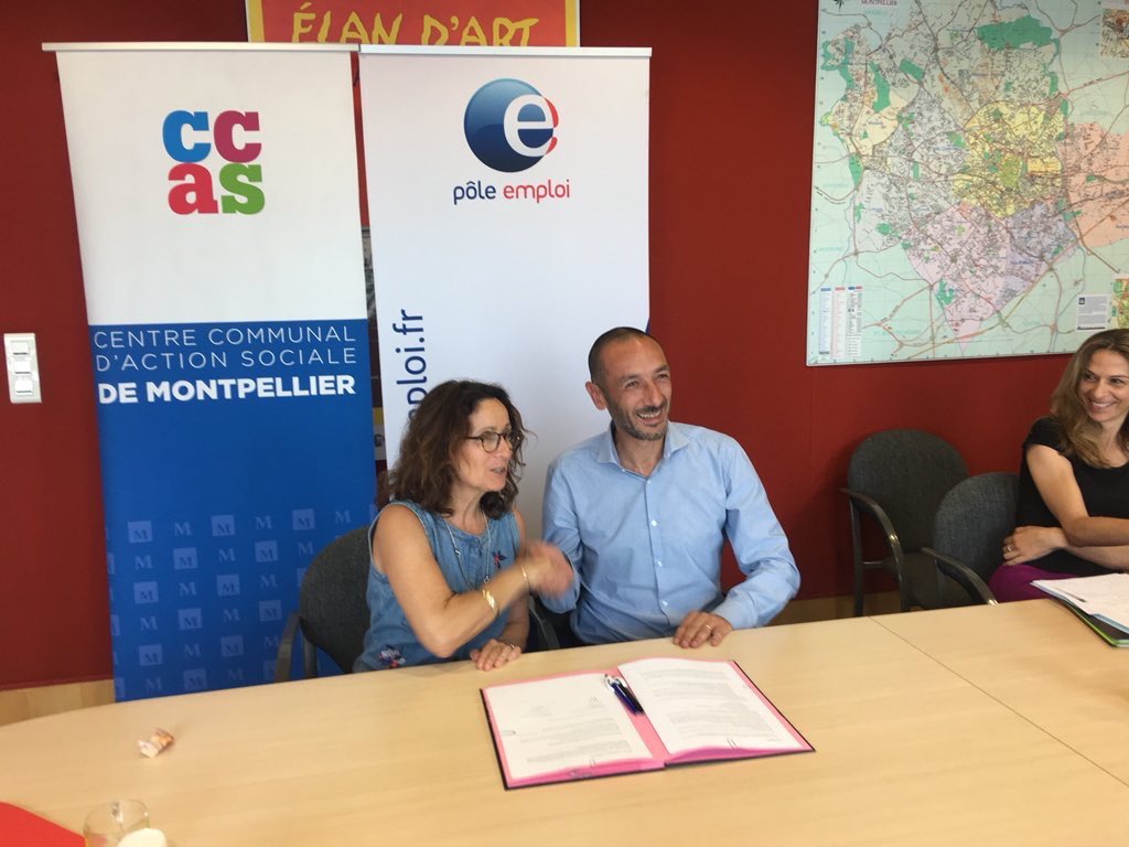 yagueannie's tweet image. Signature d’une convention de partenariat entre le #CCAS @montpellier_  et @pole_emploi #Hérault dans le cadre du projet « Uni-Vers », un dispositif innovant d’accompagnement personnalisé de personnes éloignées de l’#Emploi #insertion #solidarite   @Saurel_P