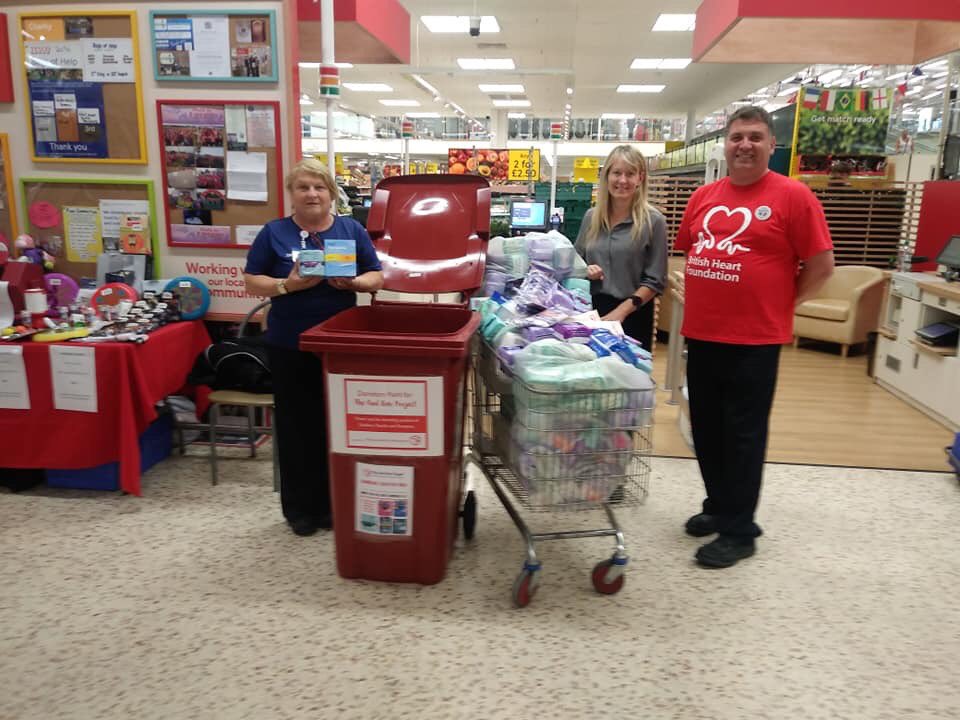 RedboxBarrow's tweet photo. Absolutely fantastic donation collected from @tescobarrowcommunity today https://t.co/tlLiPDDKC6 #RBP #Community #everylittlehelps #periodprojects https://t.co/Y02CieupUP