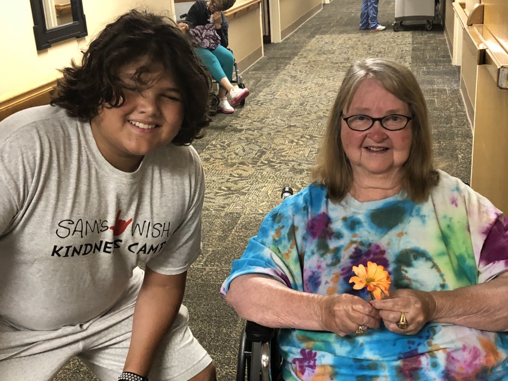 sams_wish's tweet photo. Kindness campers making people smile. #samswish https://t.co/qslS6tyHne