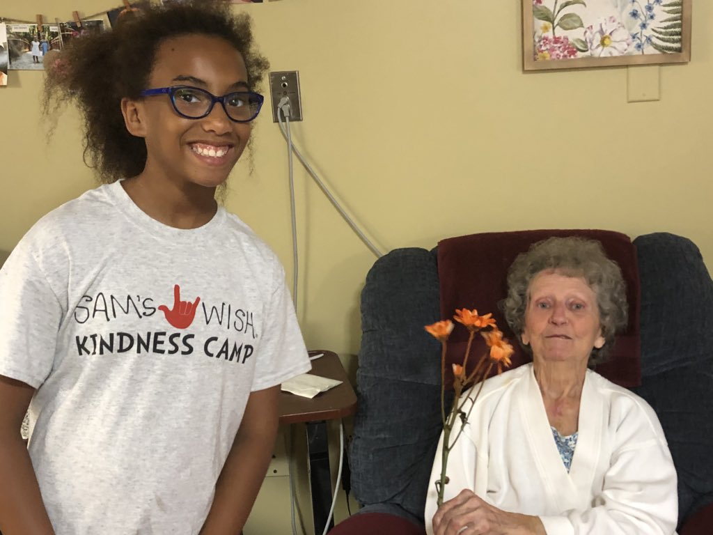 sams_wish's tweet photo. Kindness campers making people smile. #samswish https://t.co/qslS6tyHne