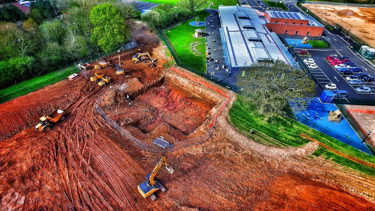 RapidgridLtd's tweet photo. #Construction #constructionsite #constructionpics #constructionphotography #civileng #civilengineering #civilengineers #civilengineer #engineering #engineer #groundworks #dailyconstruction #diggers #ukconstruction #excavator #earthmovers #heavyequipment #casemachines https://t.co/sOWOA6IzZC