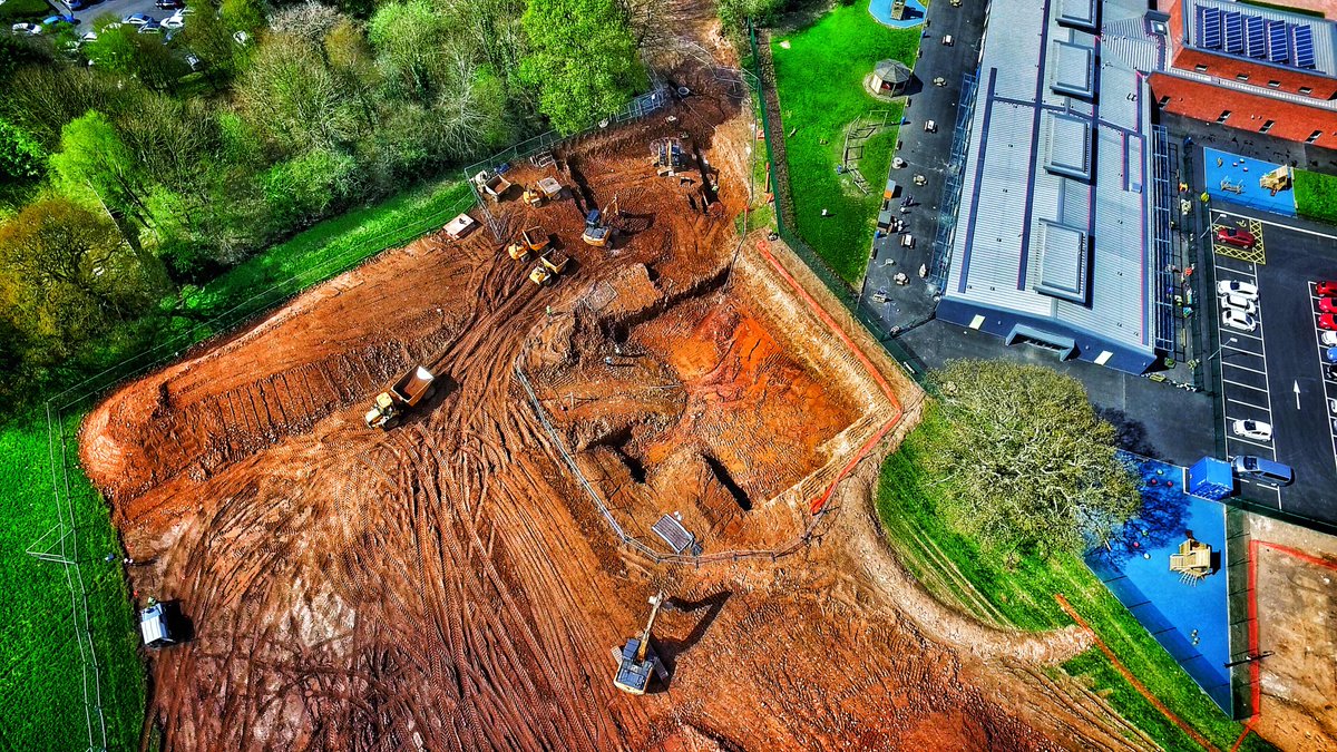 RapidgridLtd's tweet photo. #Construction #constructionsite #constructionpics #constructionphotography #civileng #civilengineering #civilengineers #civilengineer #engineering #engineer #groundworks #dailyconstruction #diggers #ukconstruction #excavator #earthmovers #heavyequipment #casemachines https://t.co/sOWOA6IzZC