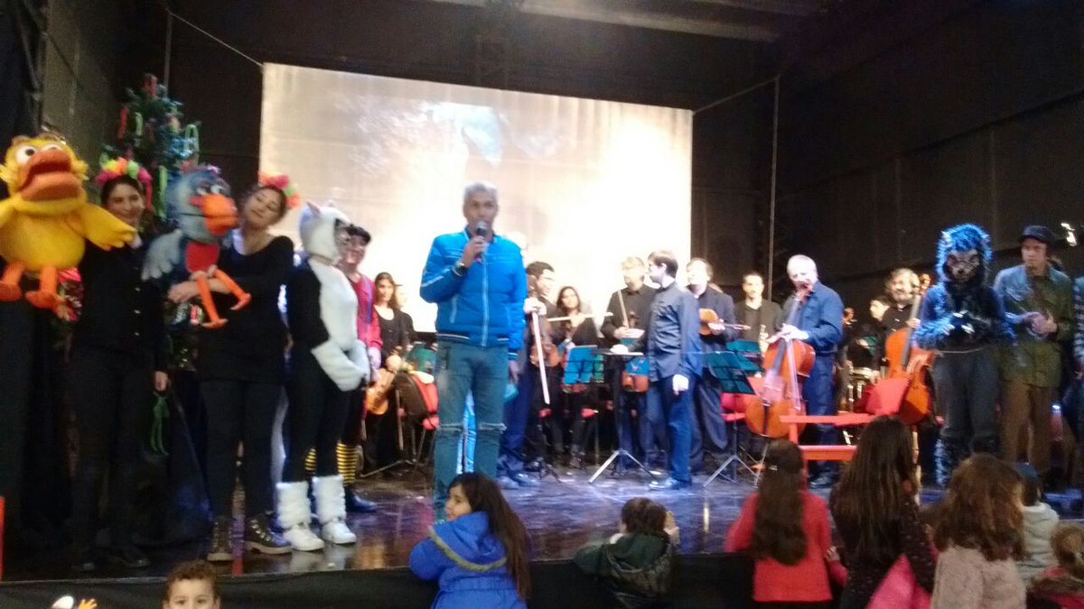 RicarTejerina's tweet photo. Con lleno total @Municipalidad3F presentó #PYEL en #Comaco. Cultura Camina llevó a la Sinfónica y al Elenco Juvenil a Martín Coronado. https://t.co/NLQHVYKQbt