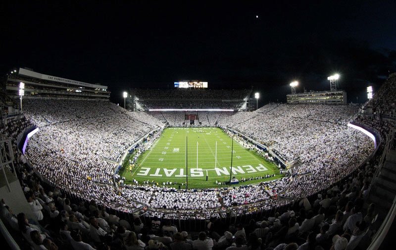 Best College Football Stadium
• ELITE 8 •

RT ~ Michigan State
Like ~ Penn State

#BracketBattles