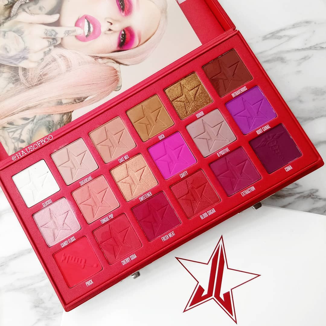 maquillalia's tweet image. ¿AÚN SIN ELLA? 🙈😱La paleta Blood Sugar de Jeffree Star Cosmetics aún sobrevive en Maquillalia😂 
¡Déjate conquistar por esta belleza de paleta!❤️
📷hausofboo
maquillalia.com/jeffree-star-c…