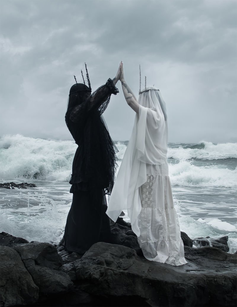 BifrontalMag's tweet photo. Nacimos de la muerte, y a la muerte volveremos...

Fotografía: Daniel Vasquez©

#art #photography #perspective #rizoma #creemosenelasombro https://t.co/BNcH3qLxFI