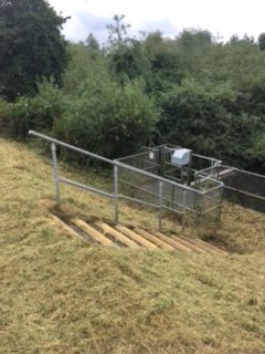 BarryKillnerEA's tweet photo. Paul from the #Worcestershire operational field team completed the #assetmanagement at #Upperlode #Sluice #Gloucestershire today #floodaware https://t.co/hrqGUBuYqg