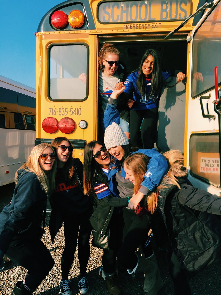ASTEpsilonMu's tweet photo. Happy 716 day from the Buffalo sisters of AST! 💙❤️ https://t.co/NWi8y13fWD