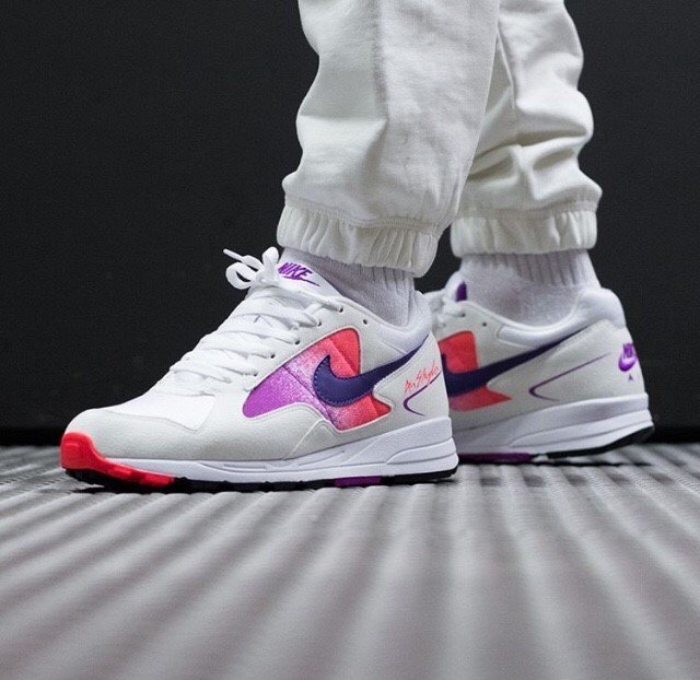 nike air skylon 2 solar red